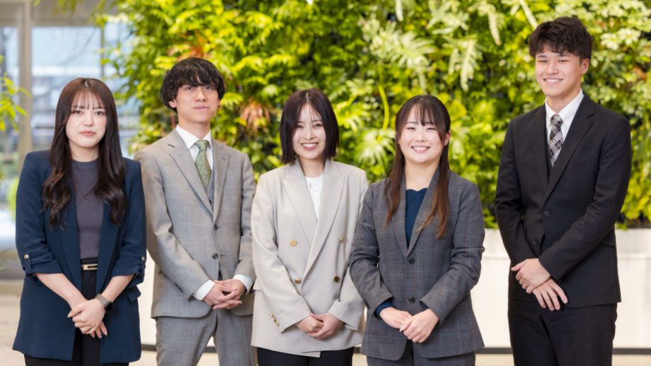 さまざまな問題にチャレンジし続け、自己成長を実感したい人